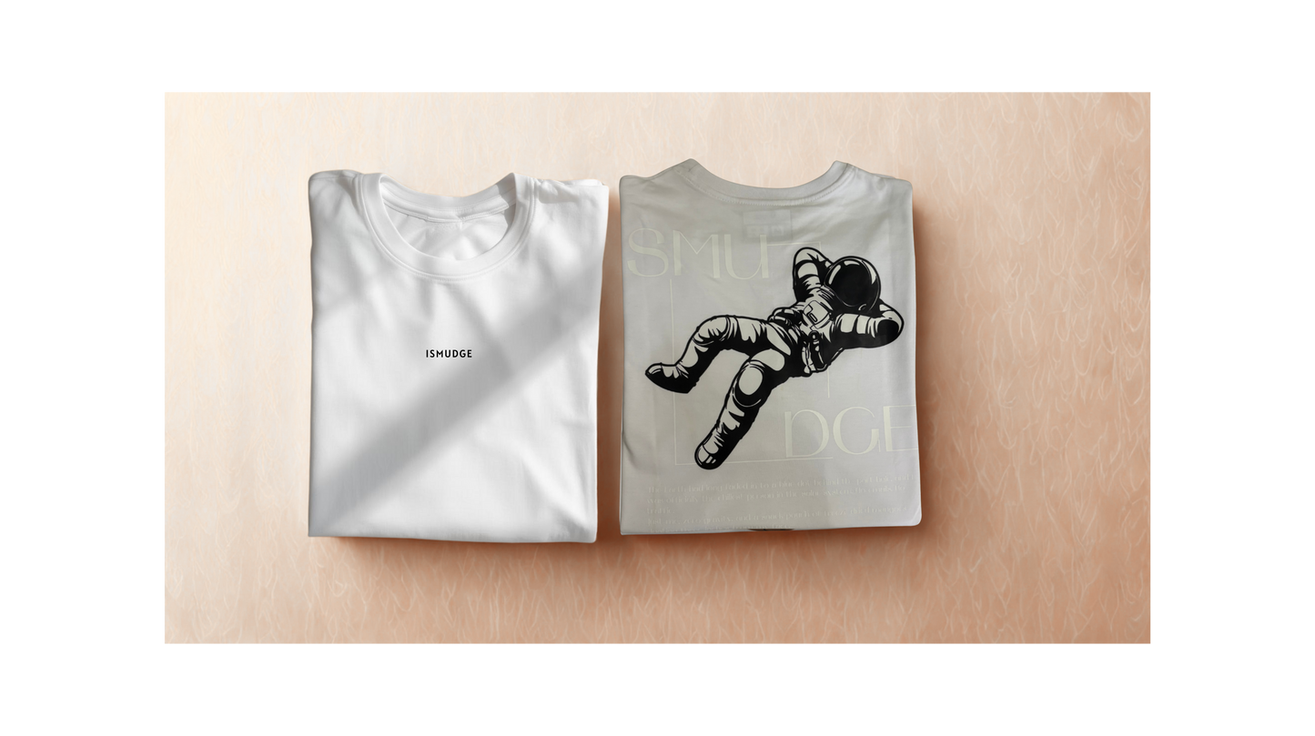 iSmudge Club Spationaut Voyage Oversized Tee